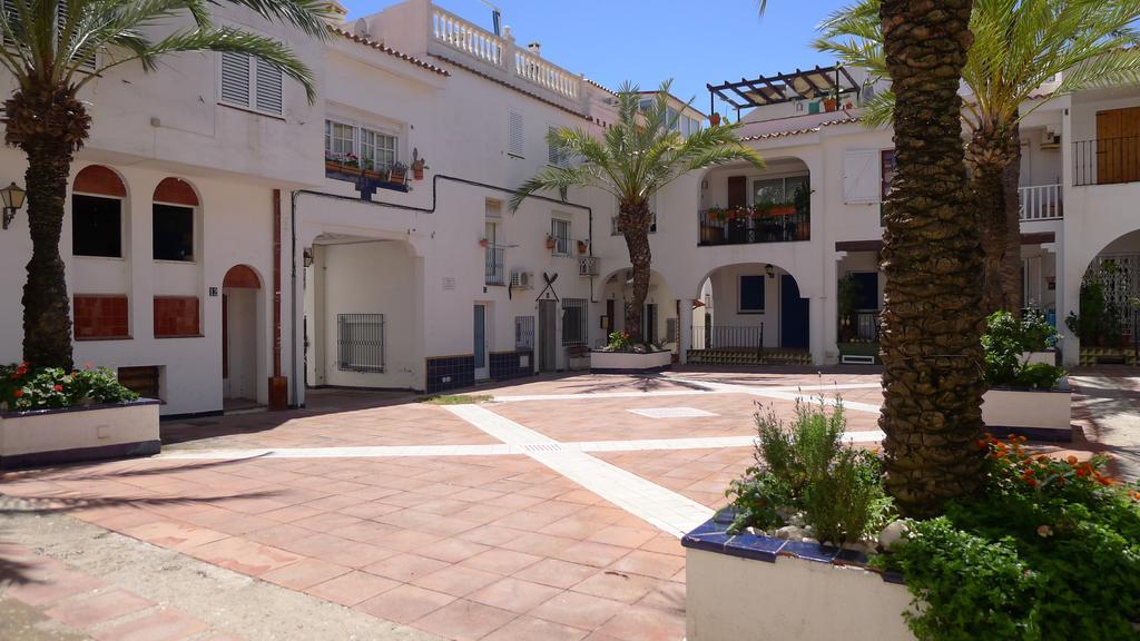 Mini Apartamento Port Aiguadolc Sitges Esterno foto